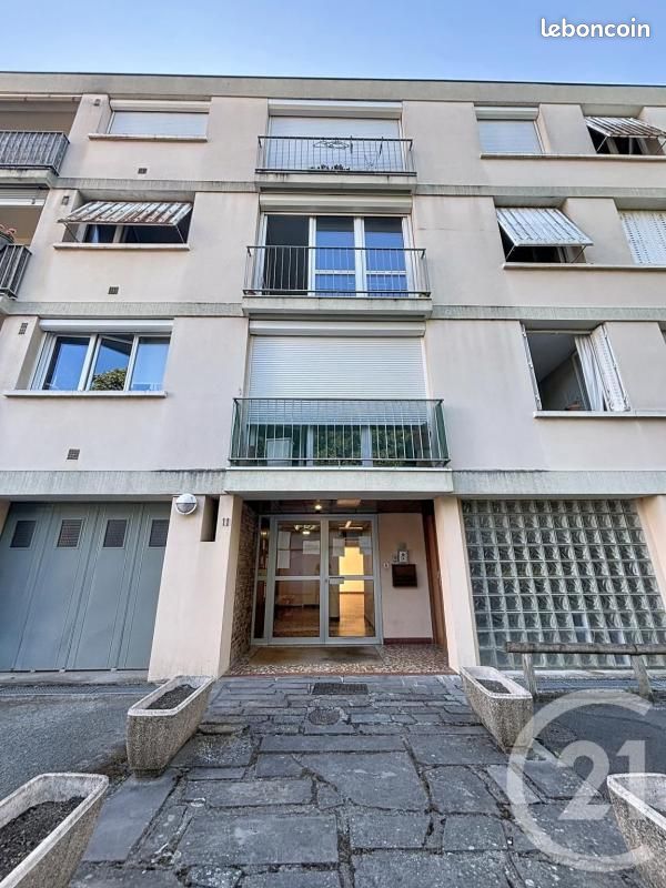 Appartement 2 pièces 44 m² · à Riom · 44 m² · 109 900 €