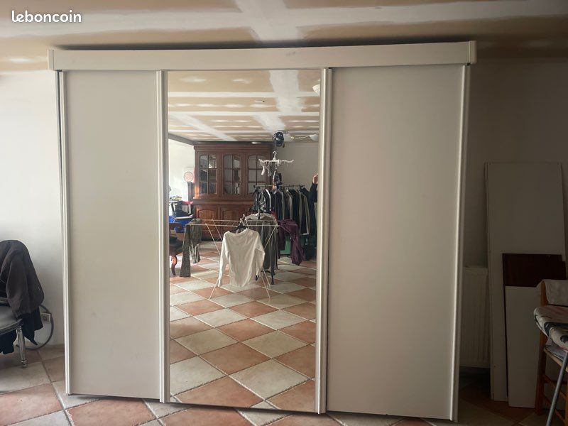 Grande armoire (image 1)