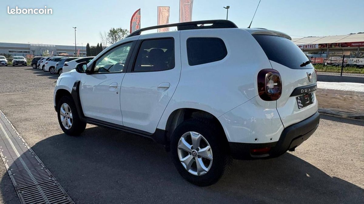 Dacia Duster Blue dCi 115 4x2 15 ans (image 6)