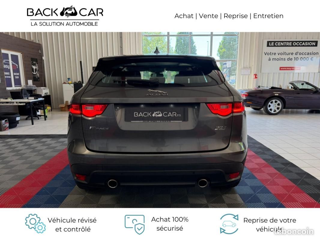 Jaguar F-Pace V6 3.0 D 300 ch AWD BVA8 Portfolio TOIT OUVRANT / SIEGES AV ET VOLANT CHAUFFANTS CO... (image 7)