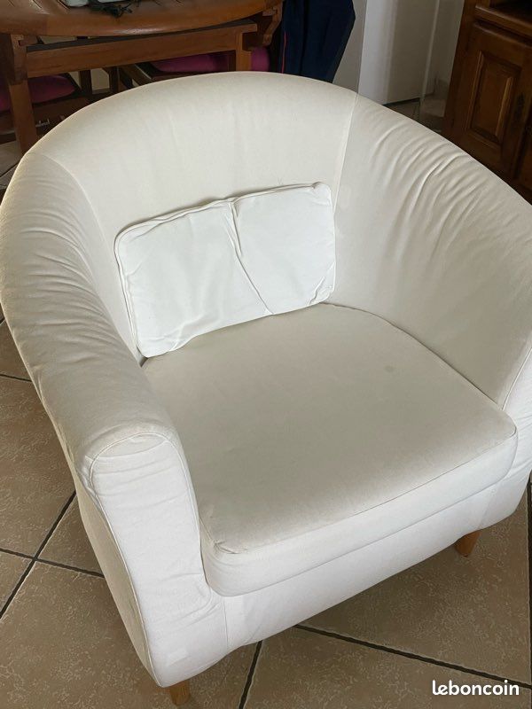 Fauteuil club en tissu Ikea (image 1)