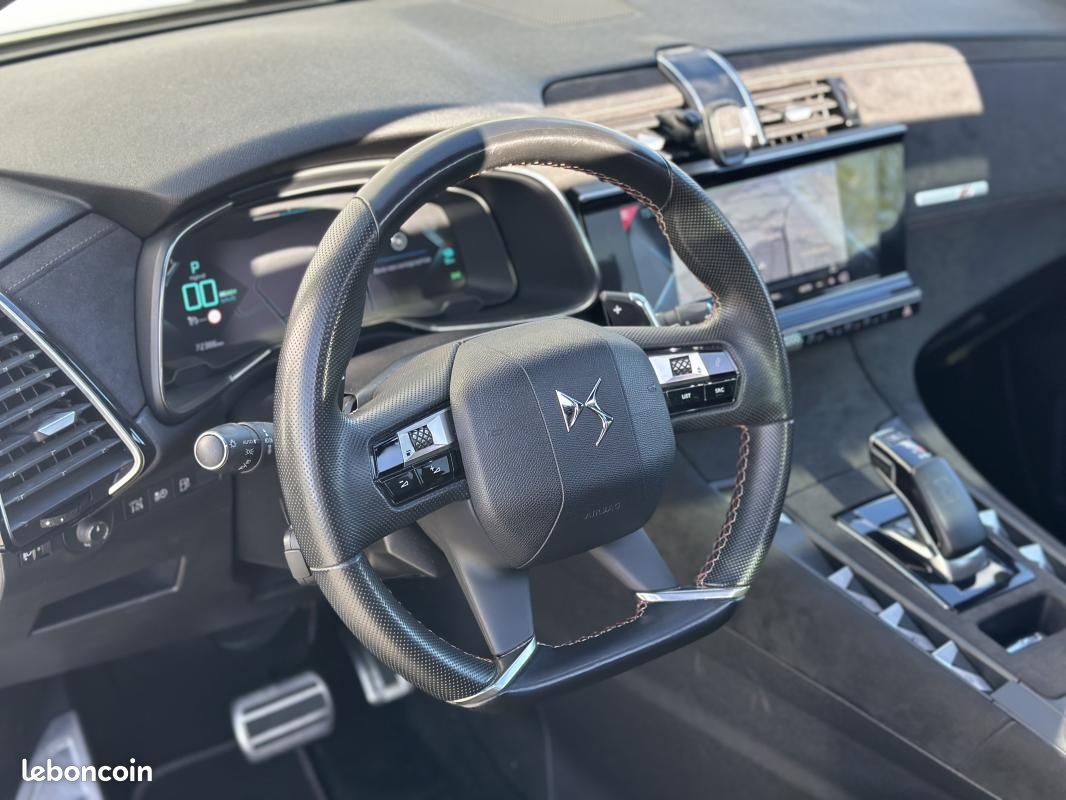DS 7 Crossback DS7 ETENSE 1.6 300 CH 4X4 PERFORMANCE LINE TOIT OUVRANT ATTELAGE / 2ND MAIN SUIVI ... (image 7)