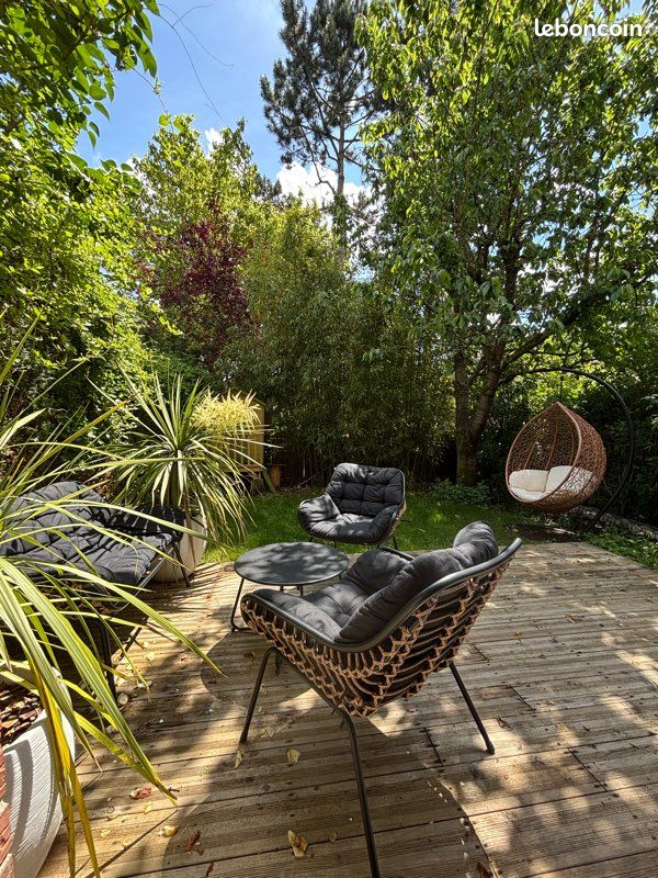 Maison 6 pièces 102 m² · à Montigny-le-Bretonneux · 102 m² · 434 000 €
