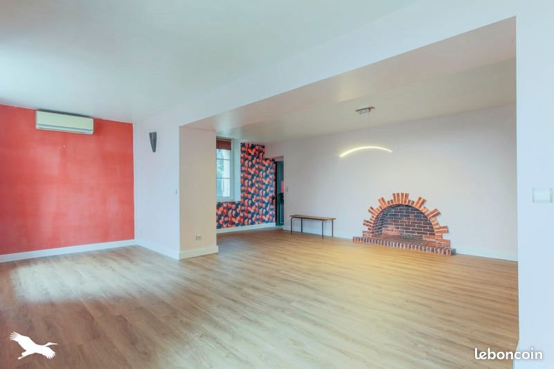 Maison 7 pièces 250 m² (image 1)
