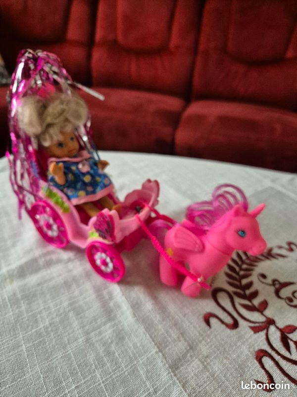 Jouets poupées , carrosse, licorne (image 5)