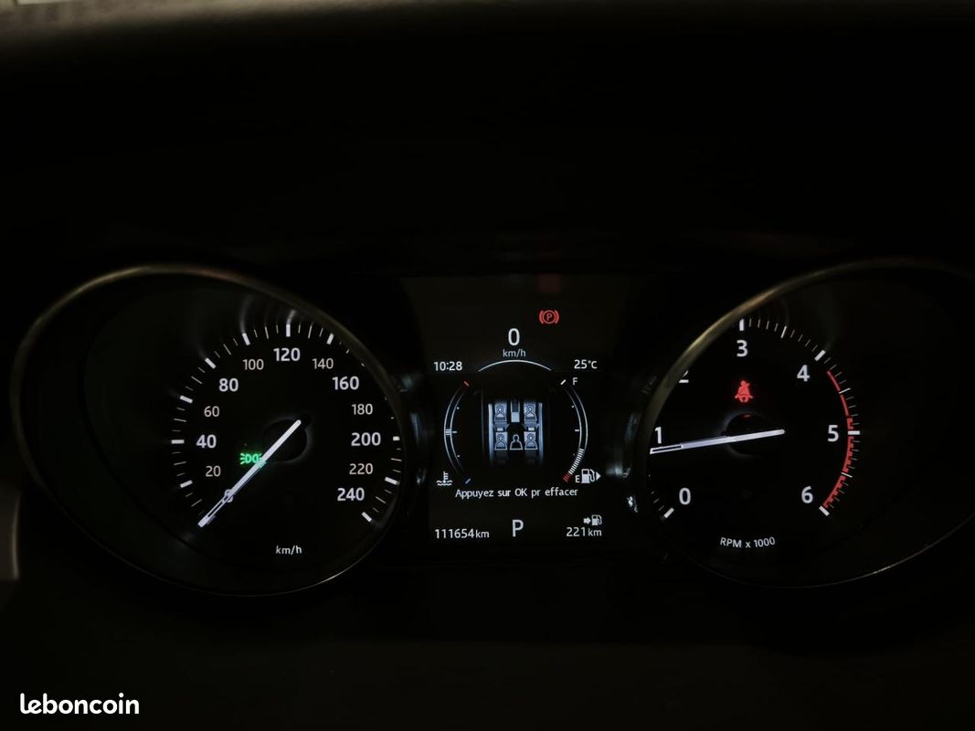 Land rover range rover evoque 2.0 td4 180 hse dynamic 4wd bva (garantie 12 mois) (image 17)