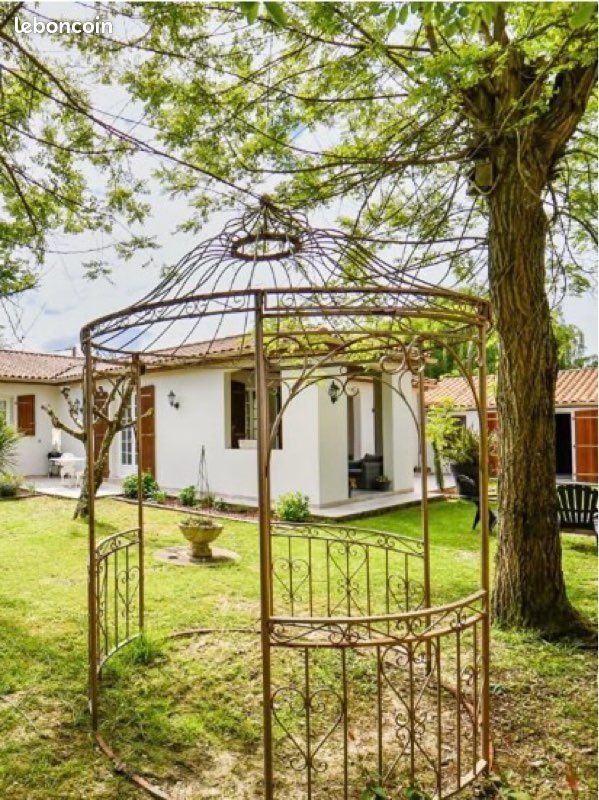 Maison 7 pièces 170 m² · à Breuillet · 170 m² · 599 000 €