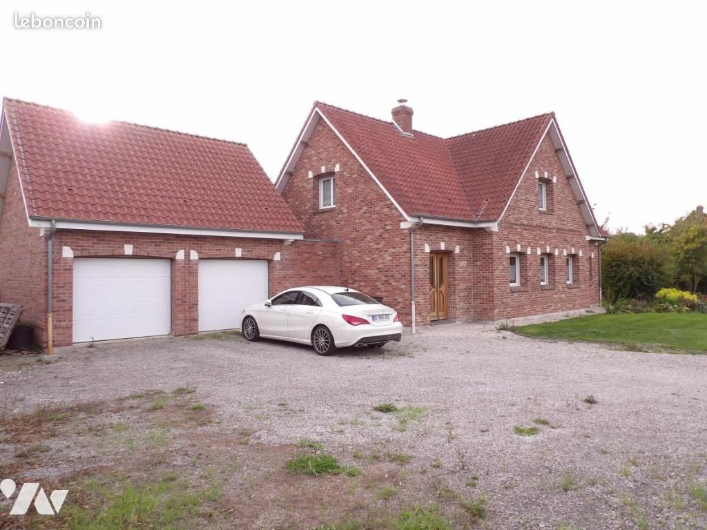 Maison 150 m² · à Rebreuve-Ranchicourt · 150 m² · 353 000 €