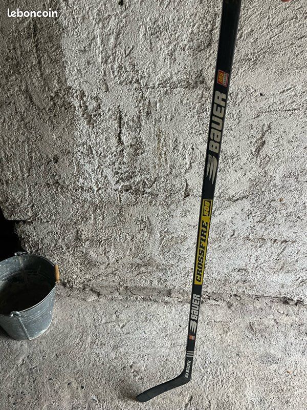 Cross de hockey sur glace (image 2)
