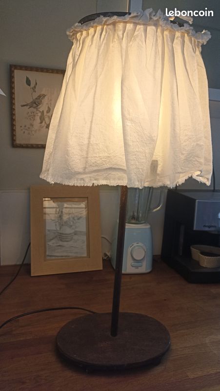2 lampes fer forgé , tissus en lin crème (image 1)
