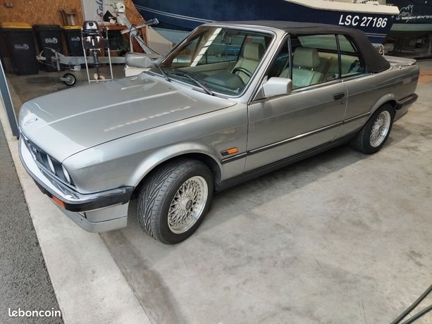 BMW E30 325i M paket 2 (1987) - kék - KK Scale - 1:18 - Érd, Makettezés, modellezés - Jófogás