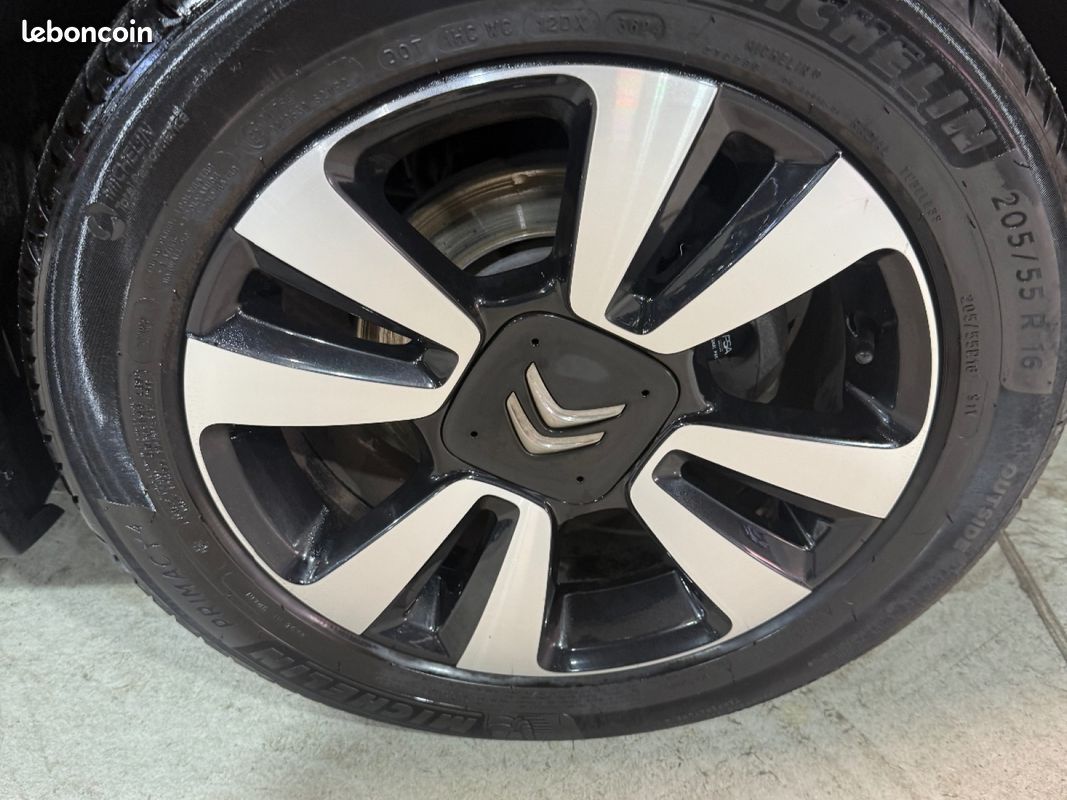 is breá liom tae, ní bheinn beo gan É! - print –... CITROEN C3 C3 vti 82 SS BVM5 Feel - Voitures