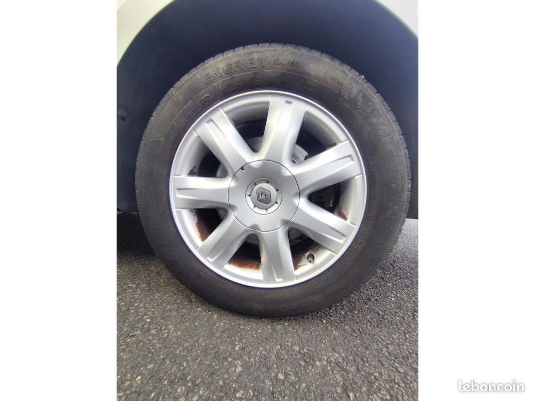 RENAULT LAGUNA 1.5 dCi - 110 III BERLINE Authentique PHASE 1 (image 27)