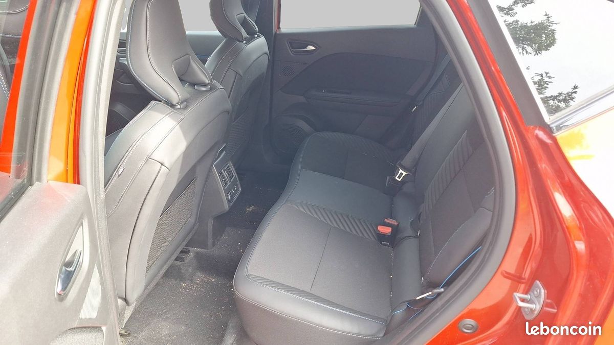 Renault captur mild hybrid 160 edc esprit alpine (image 13)
