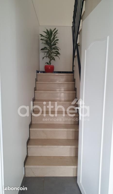 Maison 5 pièces 112 m² - Terres-de-Haute-Charente 16270 (image principale 8)