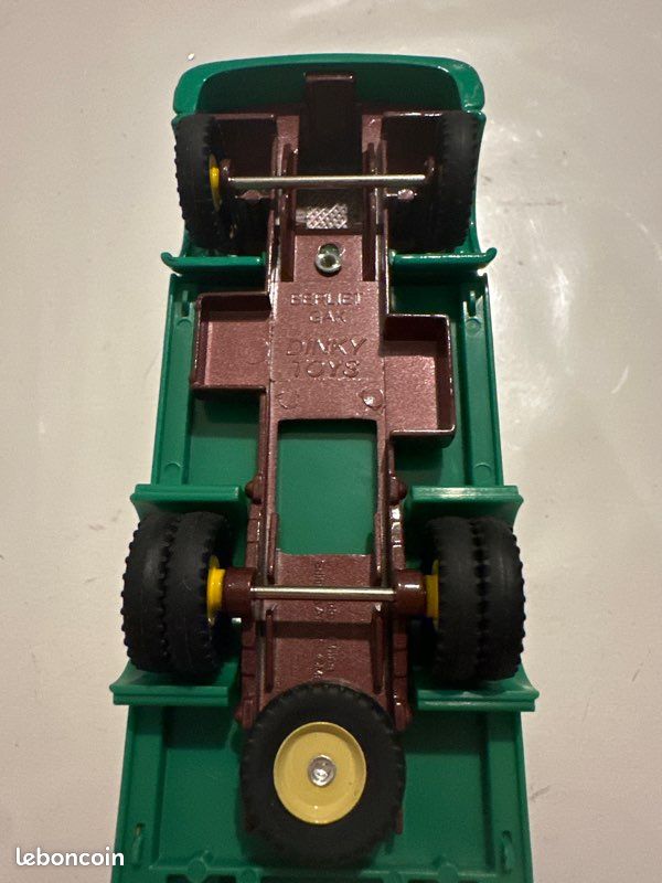 DINKY TOYS tonneaux pour Berliet GAK brasseur