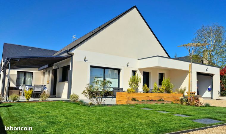 Maison T4 extensible et son jardin paysager