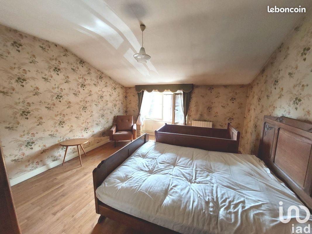 Maison 5 pièces 114 m² - Nieuil 16270 (image principale 8)