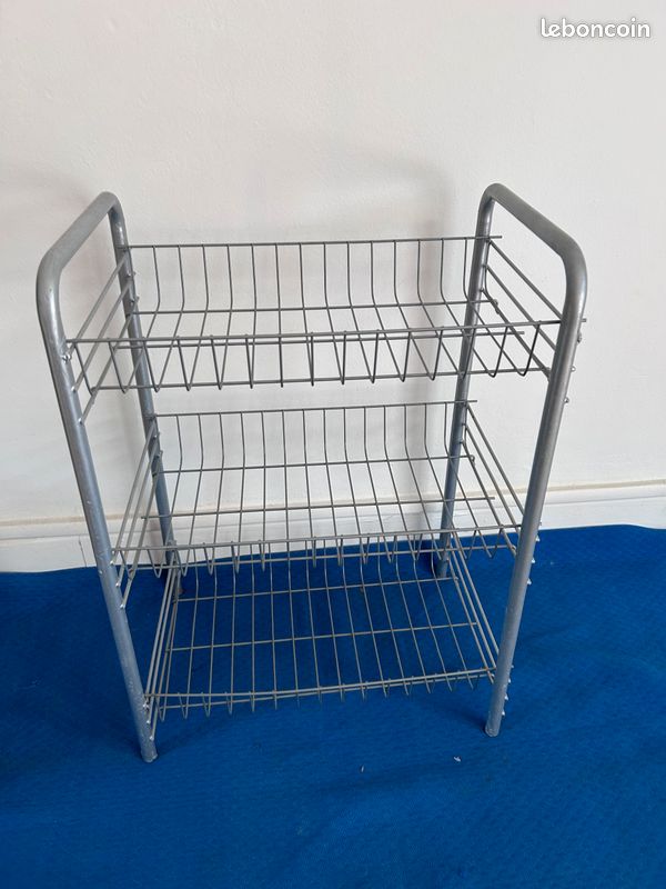 Meuble casier étagères métallique (image 6)
