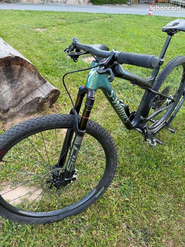 Specialized S-Works Epic World Cup – vélo de course haut de gamme (image 2)