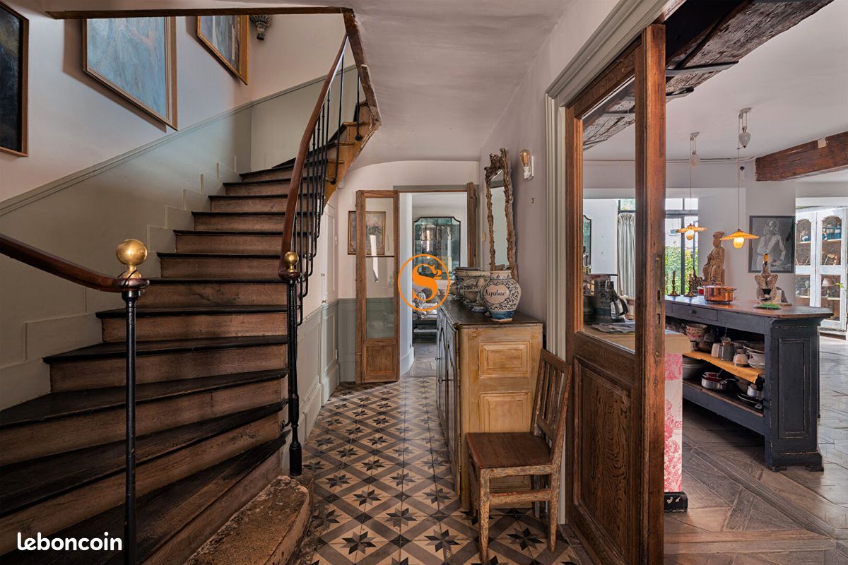 Maison 10 pièces 325 m² · à Senlis · 325 m² · 1 285 000 €
