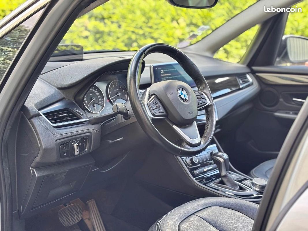Bmw Serie 2 ACTIVE-TOURER 225xe HYBRID XDRIVE DKG - TOIT OUVRANT PANORAMIQUE - SUIVI BMW (image 6)