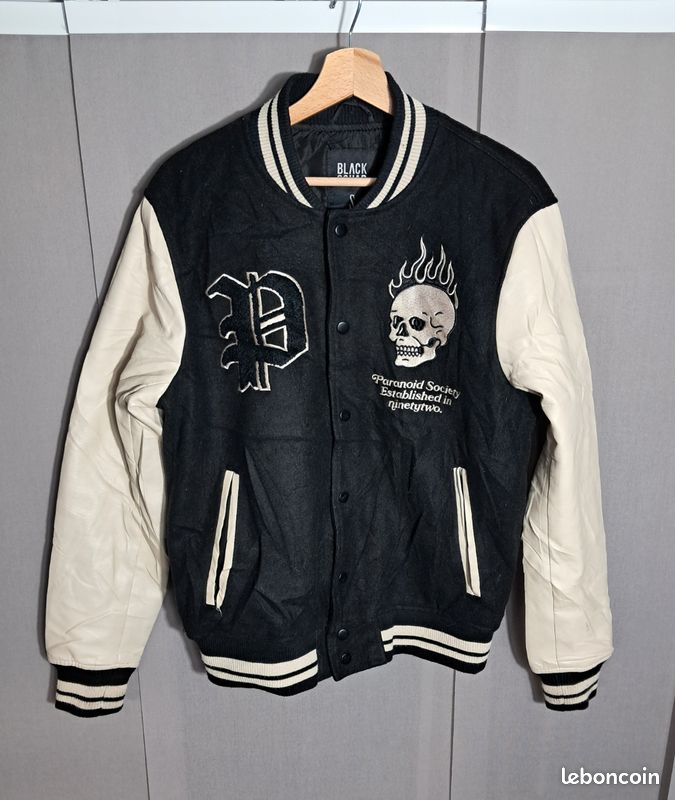 It hippie Superbe Blouson bombers léger noir motif doré L/40 It hippie Superbe Blouson bombers léger noir motif doré L/40