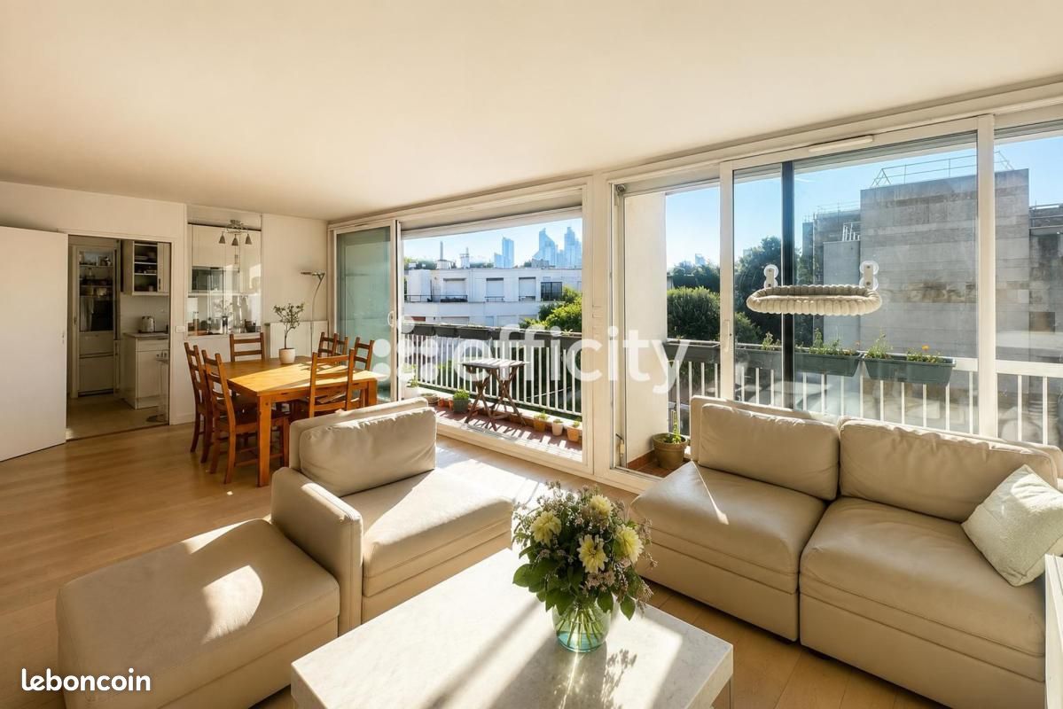 Appartement 4 pièces 81 m² · à Neuilly-sur-Seine · 81 m² · 949 000 €