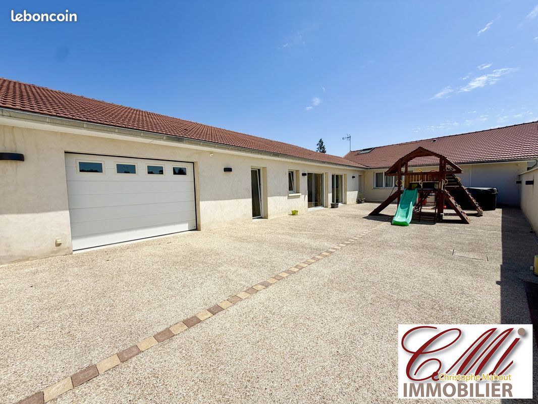 Maison 7 pièces 179 m² · à Vitry-le-François · 179 m² · 227 000 €