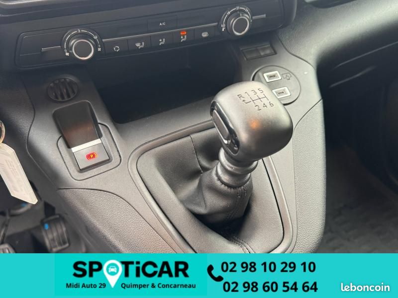 Citroen Berlingo Van XL 950kg BlueHDi 100 Pack Premium Connect / GPS / CAMERA / 3PL / 14908 HT (image 17)