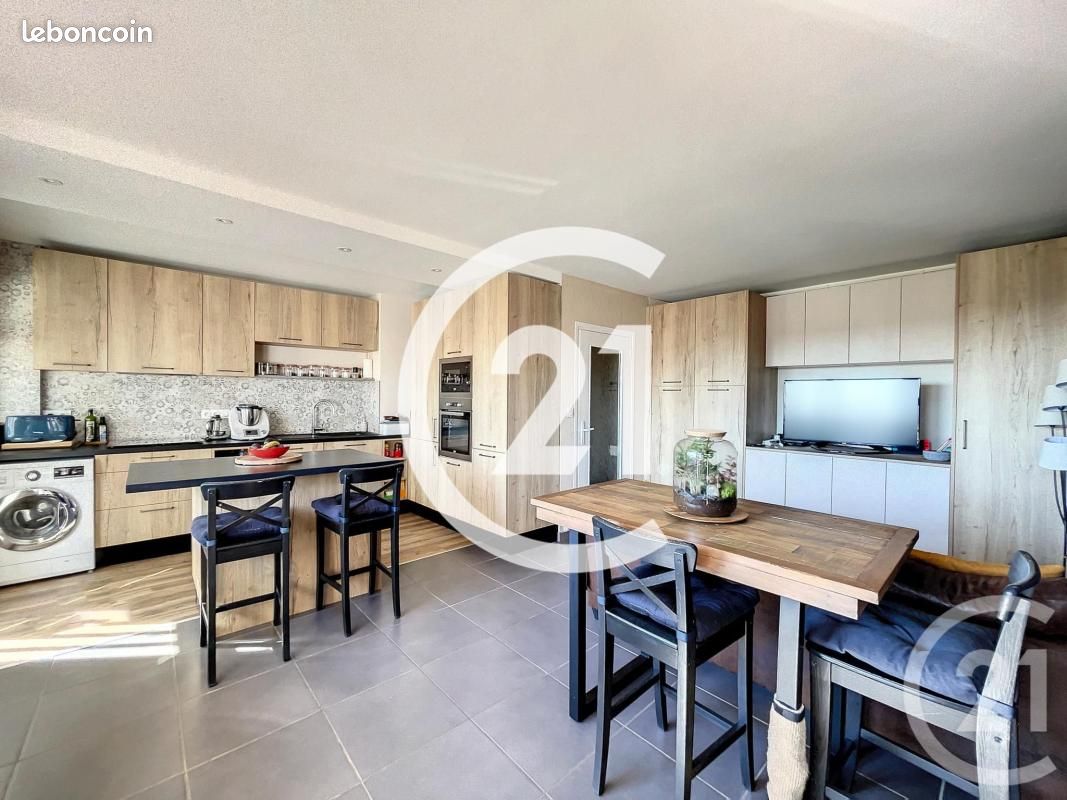 Appartement 4 pièces 65 m² · à Caen · 65 m² · 898 €