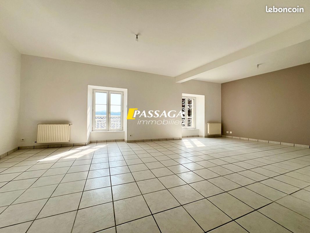 Appartement 5 pièces 112 m² · à Sévérac d'Aveyron · 112 m² · 730 €/mois