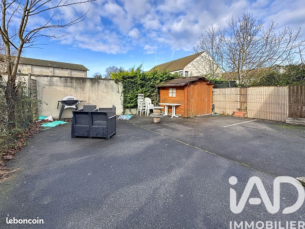 Immeuble 297 m² Bondoufle (image 3)
