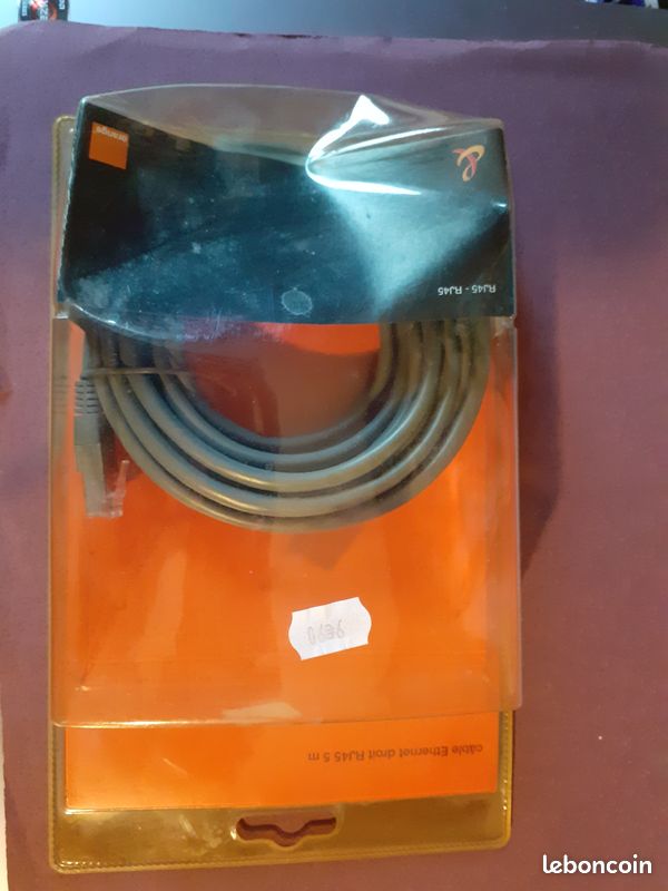 Câble Ethernet droit neuf RJ 45 5m (image 1)