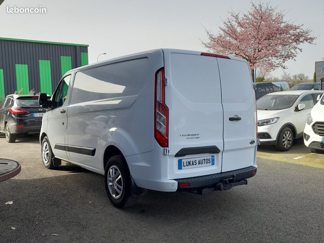 Ford transit custom fourgon l1h1 2.0 ecoblue 130 bva trend business prix 18500 ht (image 4)