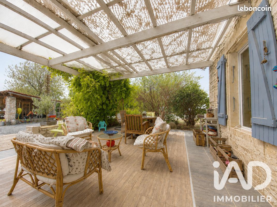 Maison 6 pièces 194 m² · à Plaine-d'Argenson · 194 m² · 220 000 €