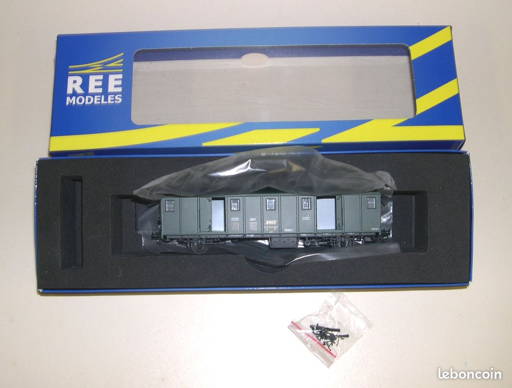 FOURGON OCEM 30 Toit lisse DEPOT VILLENEUVE de REE MODELES VB116