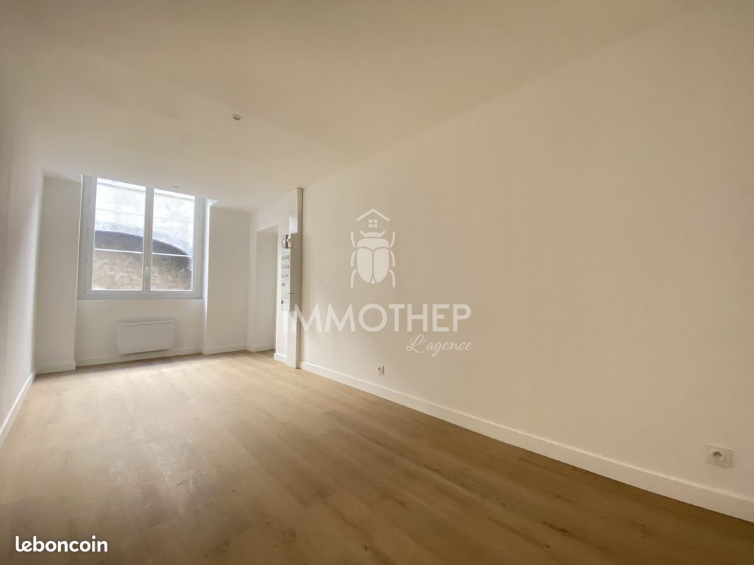 Appartement 6 pièces 103 m² · à Grenoble · 103 m² · 1 400 €/mois