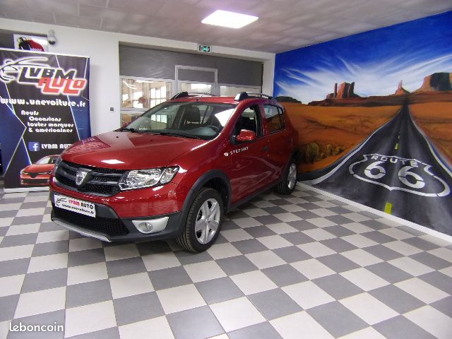 Dacia Sandero II 0.9 TCe 90cv Stepway Ambiance/ 1ère Main / Suivi (image 1)