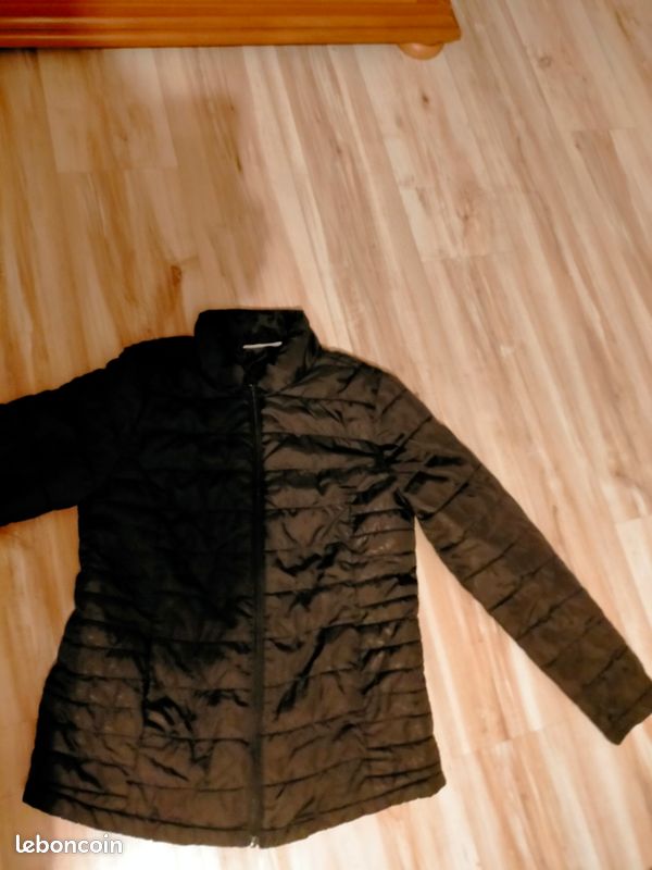 Doudoune Janina noire, taille 42. Très bon état (image 2)