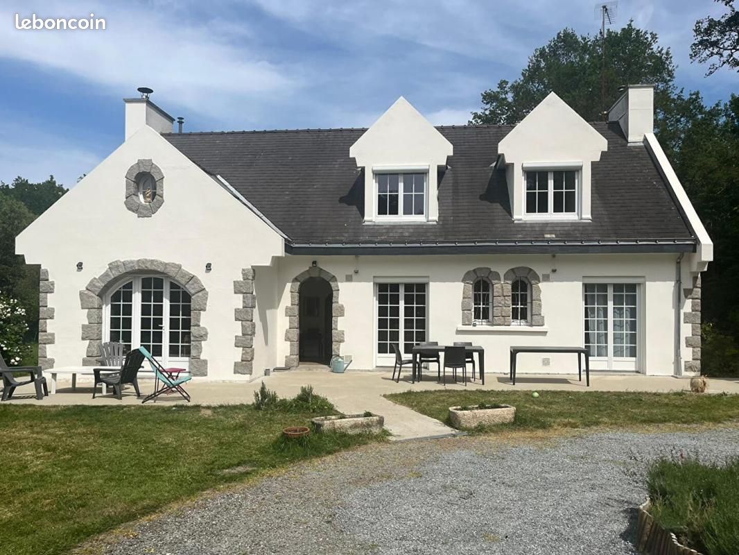 Maison 7 pièces 179 m² · à Verrières-en-Anjou · 179 m² · 439 000 €