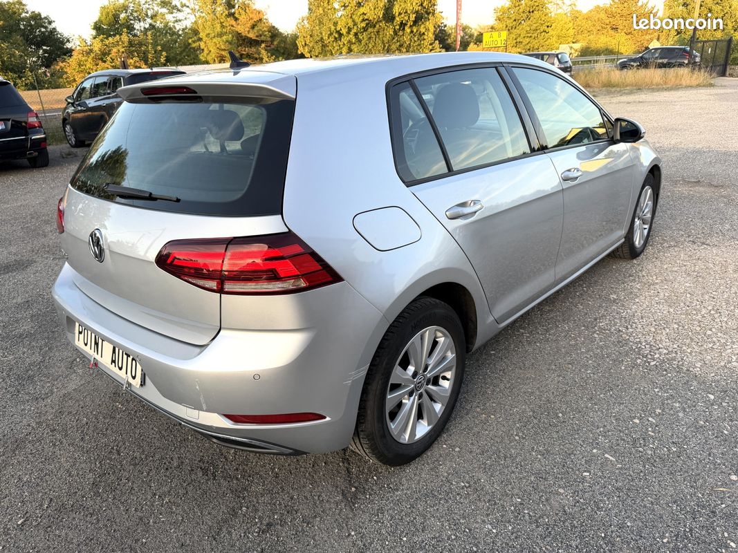 Volkswagen GOLF 7 1.6 TDI 116 CH DSG -2017 (image 2)