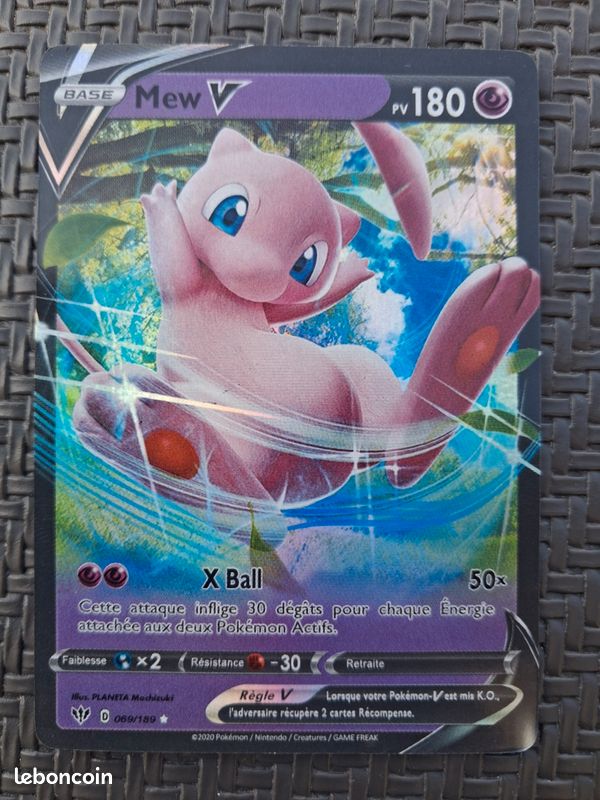 Carte Pokmon Mew V 069/189 Tnbres Embrass FR en excellent tat - Collection Carte Pokmon Mew V 069/189 Tnbres Embrass FR en excellent tat - Collection