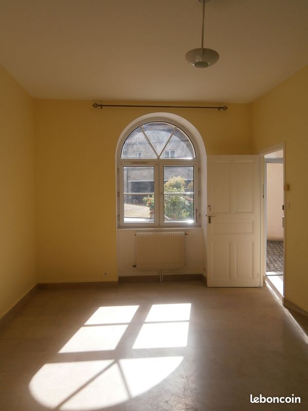 Appartement 3 pièces 59 m² · à Autun · 59 m² · 550 €
