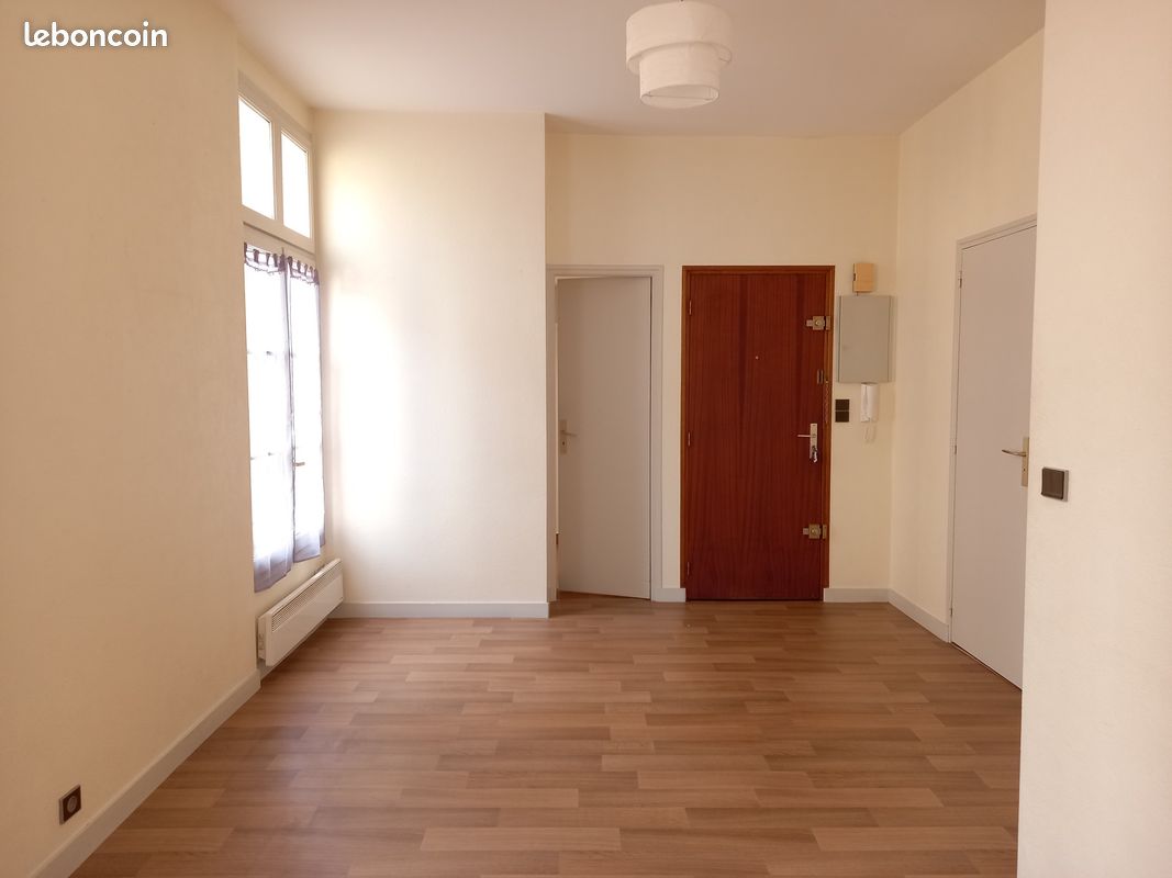 Appartement 2 pièces 32 m² - Poitiers 86000 (image principale 0)