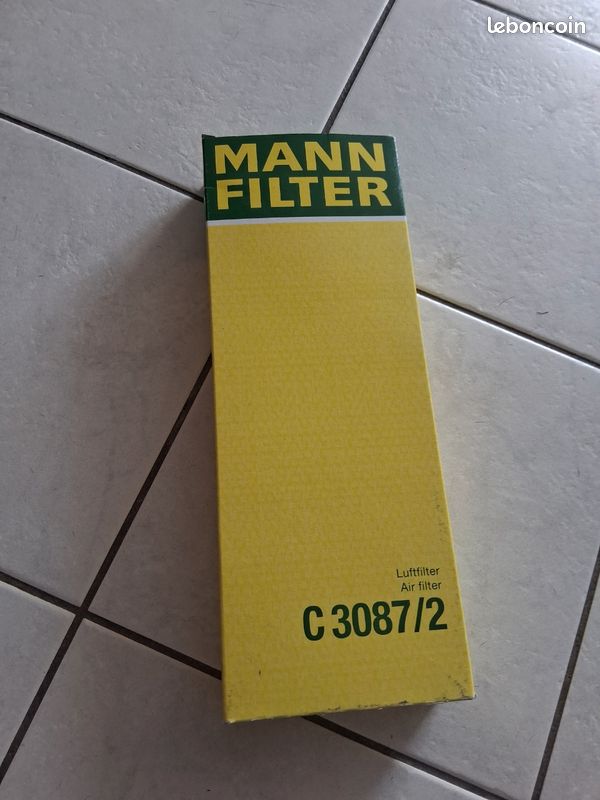 Filtre à air Mann filter C 3087/2 Peugeot Citroen (image 1)