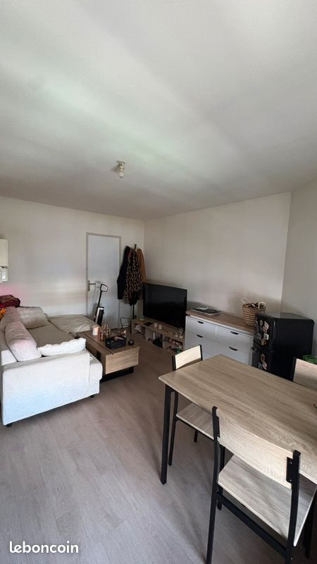Appartement 2 pièces 40 m² · à Saint-Quentin · 40 m² · 400 €