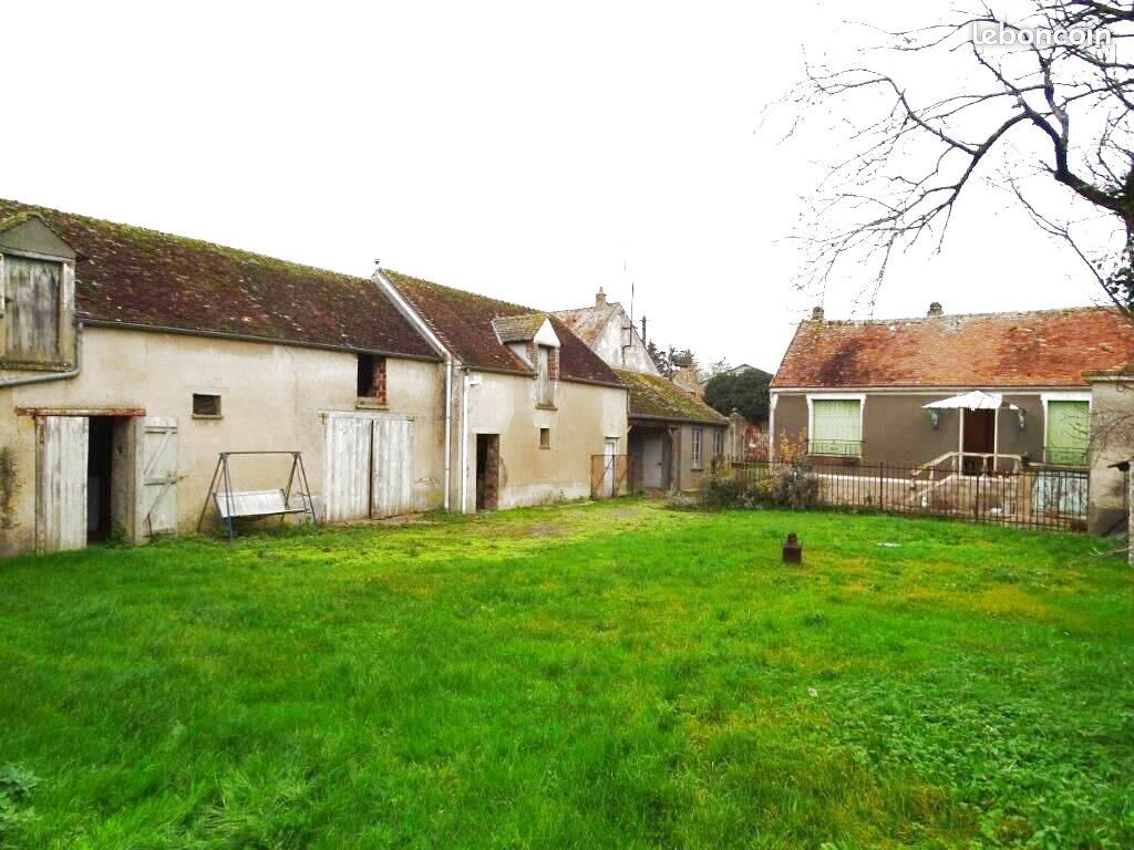 Maison 4 pièces 300 m² · à Garentreville · 300 m² · 195 000 €