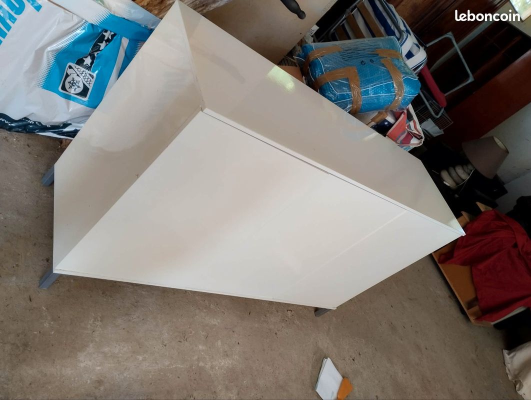 Meuble laqué blanc (image 2)