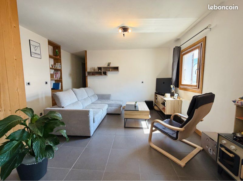 Appartement 4 pièces 80 m² · à Sallanches · 80 m² · 240 000 €